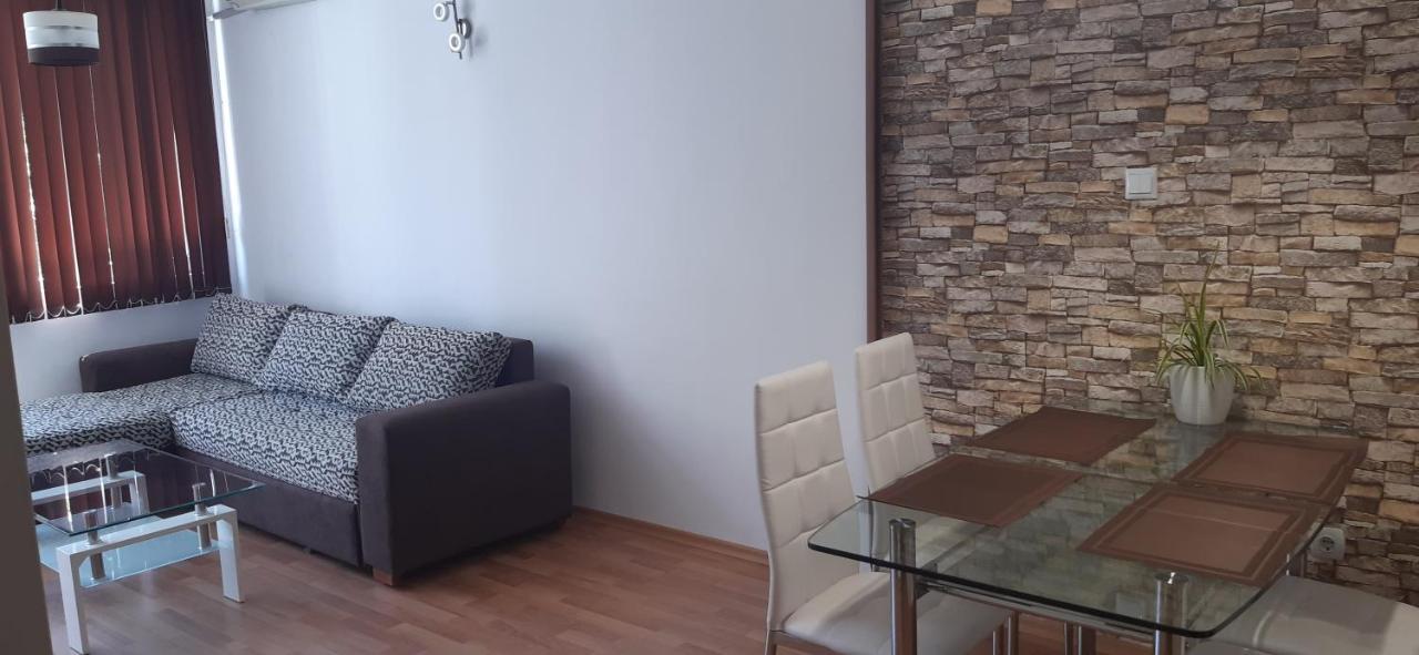 Nana'S Apartment Варна Экстерьер фото